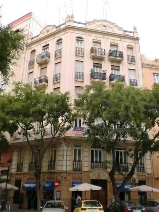 Young Penthouse فالنسيا المظهر الخارجي الصورة